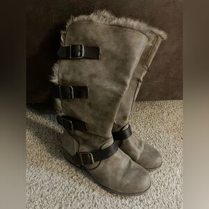 Women's Fur-Lined Boots